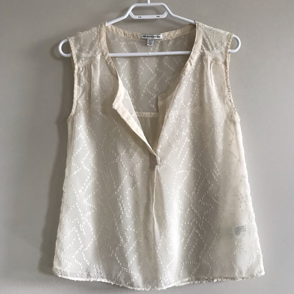 American eagle outfitters cream shirt